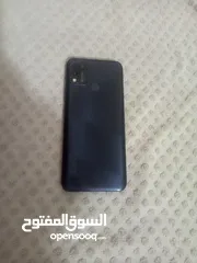  3 جهاز نظيف جدا مغيرلو شاشه راكبة عليه شاشه الاصليه الاصليه رام 8 ذاكرة 128 ما معو اغراض