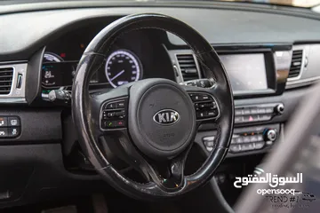  7 Kia Niro 2018   السيارة  بحالة ممتازة جدا و جمرك جديد و قطعت مسافة 79,000 كم