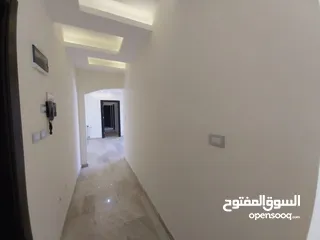  3 شقة طابق اخير للبيع في قرية النخيل
