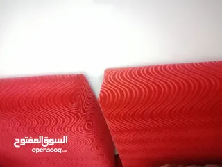  2 مكتبة مجانا اي حد يباها يجي ياخدها