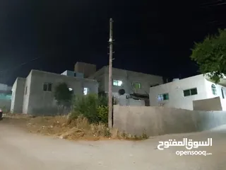  6 " إعلان مميز !! سعر حصري من المالك مباشرة  !! للبيع - دونم أرض مفروز ومستقل، علي