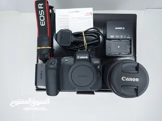  1 موجود للبيع كاميرا  canon R ، بودي فقط من دون العدسة -الكاميرا نظيفة ولساتها وكالة. -عداد الشتر 20k