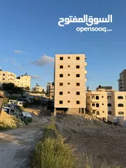  19 شقة للبيع بسعر يناسب الأوضاع الحالية – فرش الهوى، الخليل