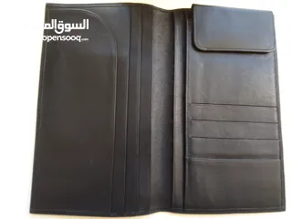 3 محافظ جلد طبيعى  - شنط مختلفة الاحجام