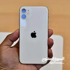  1 ايفون 11 وكالة ولا نقرة 128 جيجا بطاريه 84 معو كرتونته وشاحنو