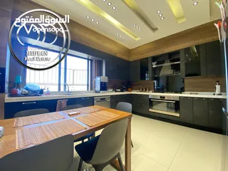  3 شقة للبيع طابق اخير مع روف خلدا مساحة 350م 4 نوم تشطيبات و ديكورات فاخرة اطلالة جميلة
