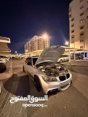  7 للبيع BMW 335iA 2010