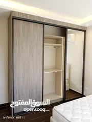  18 شقة فخمة ومطلة على عمان  طابق ثالث مع روف للبيع في اجمل مناطق دير غبار بسعر لقطه