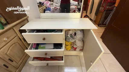  2 Dressing table for SALE - 10 KD