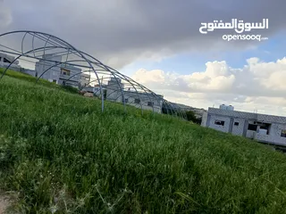  3 بيت بلاستيكي حديد 2 انش جديد غير مستعمل