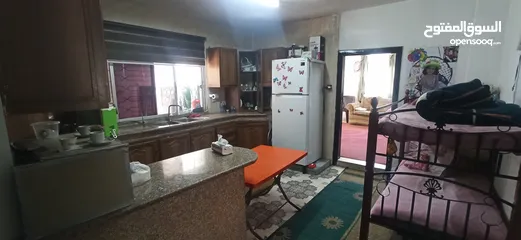  9 شقة في موقع مميز جدا