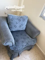  2 كنب صالون للبيع بحالة جيدة