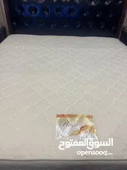  5 فرشة لسرير بوكس اشلي مقاس 200 * 200 بحالة جيدة جدا