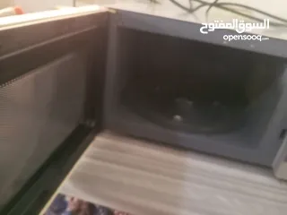  9 مايكرويف مستعمل بحاله ممتازه
