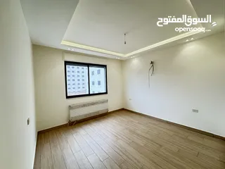  27 شقة مميزة طابق اول بأجمل مناطق خلدا مساحة واسعه 240م بسعر مميز