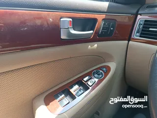  9 هيونداي جينيسس 2013