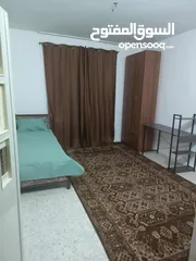  3 يوجد شقة سكن طالبات للايجار