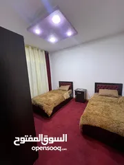  7 شقق مفروشه بالكامل كبيره وصغيره  نظافه مميزه للايجار خلف مركز الحسين للسرطان / الجامعه الاردنيه