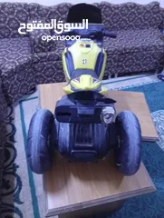  5 دراجة كهرباء شحن بحالة ممتازه شغالة 100/100 على الفحص