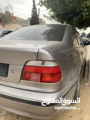  7 بي ام فية خامسة 520 فنس واحد