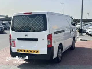  3 Nissan van 2020