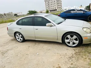  2 Lexus GS 300 2001 model