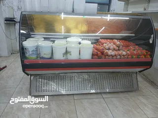  1 ثلاجه ديلي فلسطينيه مترين بحاله الوكاله تبريد قوي جدا