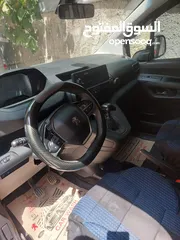  4 بيجو ريفتر