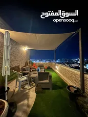  14 رووف مع ترس مميز للأيجار مفروش  Rooftop with nice viewing Terrace