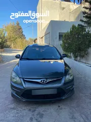  4 هونداي i30. 2008