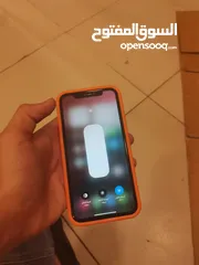  3 ايفون Xr لون ابيض 64 جيجا للبيع او للبدل