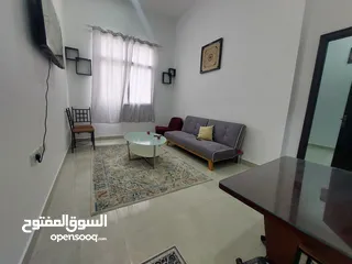  12 شقه مفروشه للإيجار في مدينة الرياض بجنوب الشامخه مكونة من غرفه وصالة