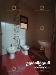  25 شقة سوبر ديلوكس - ام السماق - 4نوم ماستر - 250م - بلكونتين بإطلالــــه مميزة - قرب الخدمات العامة