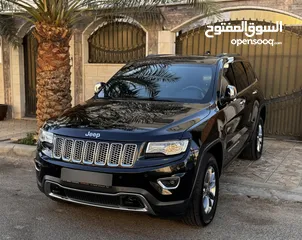  1 جيب شيروكي موديل 2015 مالك تاني عداد قليل السياره بحالة الوكاله ماشاء الله