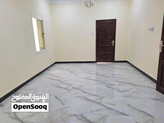  8 للبيع بيت بالرفاع الشرقي مجدد بالكامل