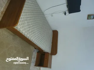  2 اثاث ولوازم منزل مستعملة