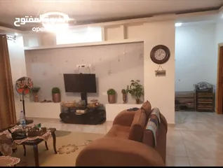  6 شقة سكنية للبيع