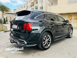  4 جيب كيا سورنتو