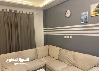  5 شقة طابقية للبيع خلف الواو و الونك و مسجد المهتدون الزرقاء الجديدة.. لعائلة مغتربين استعمال قليل