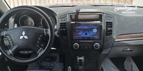  8 Mitsubishi Pajero full option