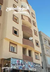  17 شقة قرب عيادة النجاح خلف مدرسة الشهيدة خلود