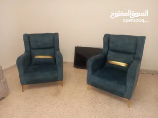  9 طقم كنب مستعمل بحالة الوكالة للبيع