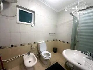  7 شقه غير مفروشه للبيع في منطقه الرابية ( Property ID : 37052 )