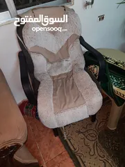  1 كرسي مكتب بحاجه تجنيد