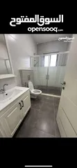  4 طابق ارضي مع حديقة ثلاث غرف نوم للايجار
