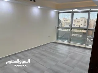  3 عيادة طبية للإيجار بموقع استراتيجي في مجمع طبي - مرج الحمام