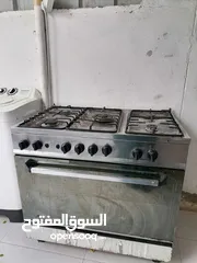  1 طباخه مع فرن