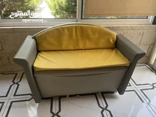  9 Rubbermaid Resin Outdoor Storage  Bench كنب بينش
