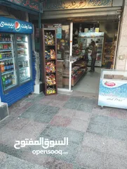  4 بقالة للبيع