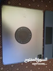  21 للبيع iPad pro  الجيل الرابع 2021 (12.9) إنش بدعم شريحه خط